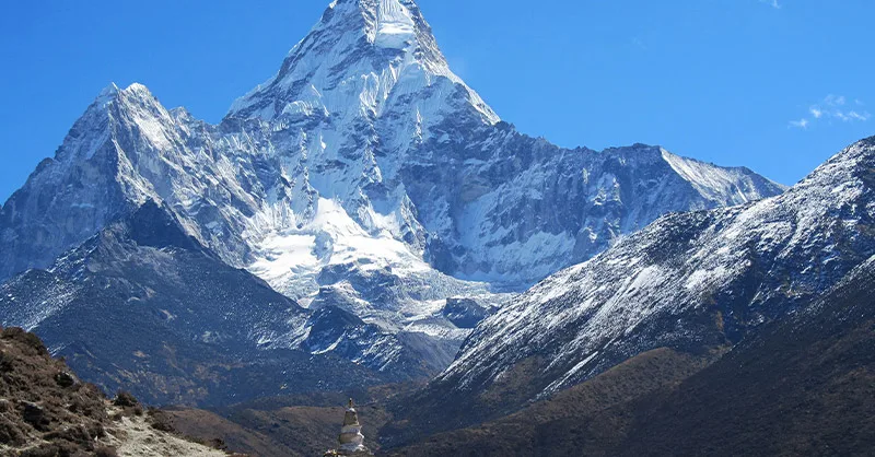 Voyage d'aventure : image, photo de la montagne des dieux, L'Himalaya au Népal.